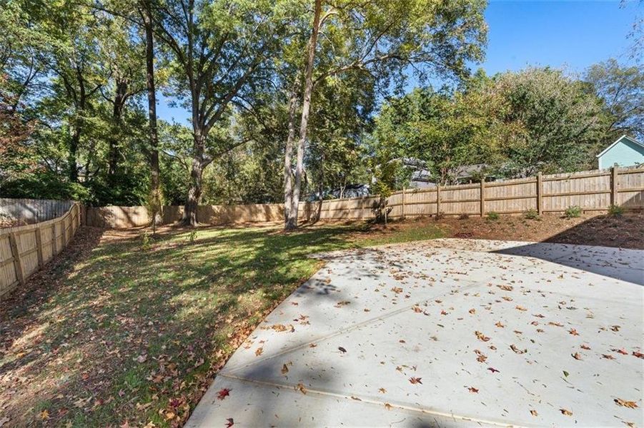 Exterior details and patio area of a home in , Atlanta (Image 4).