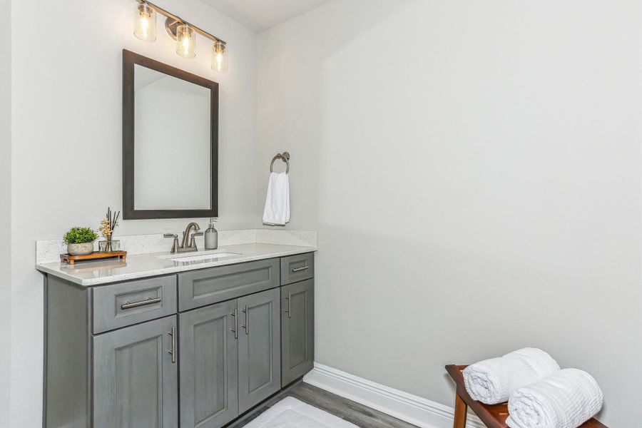 8705 Valhalla Dr MLS Size-24