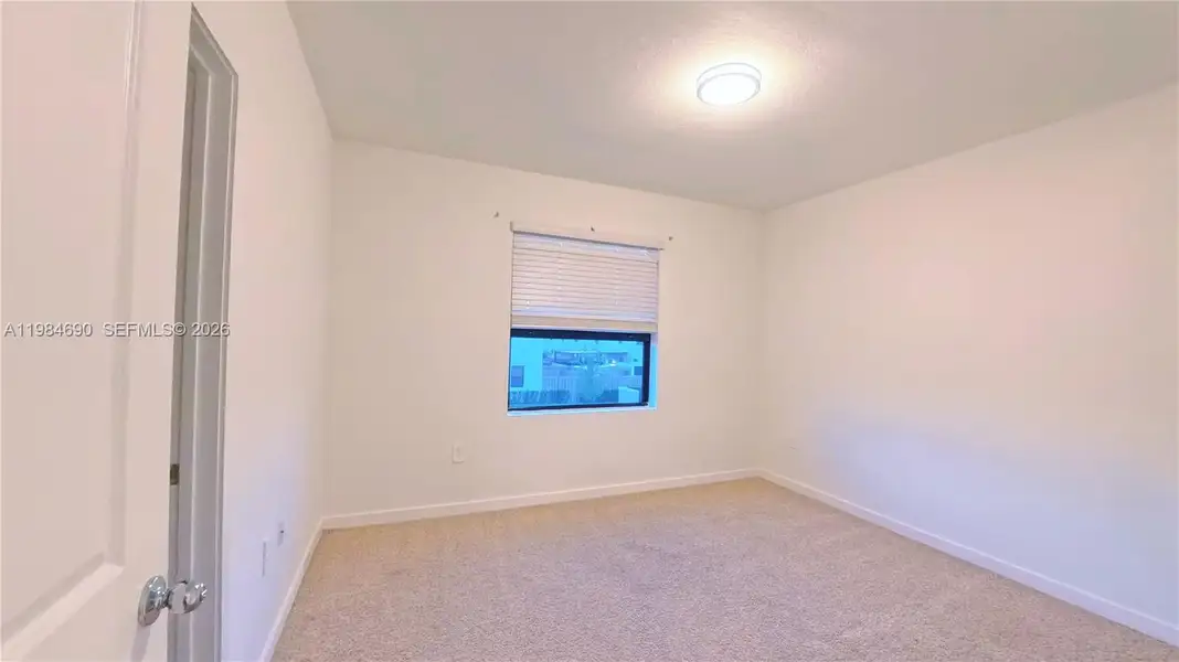 Spacious, unfurnished interior of a new home in , Florida City (Image 28).