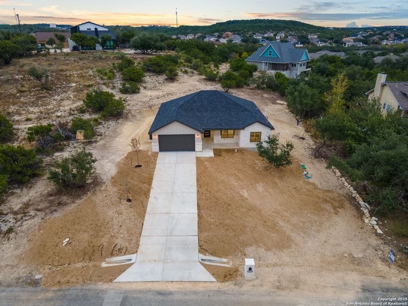 Exterior details and patio area of a home in , San Antonio (Image 25).