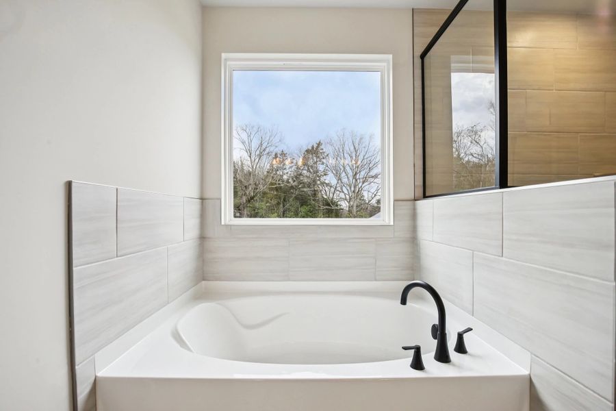 Close-up of interior finishes inside a home in Willow Landing, Mount Juliet (Image 17).
