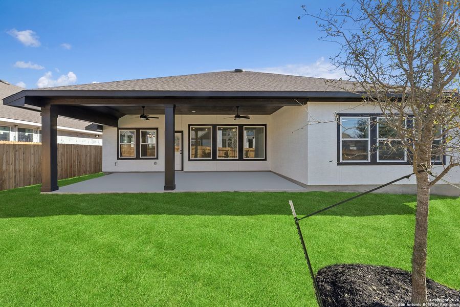 Exterior details and patio area of a home in Davis Ranch 60', San Antonio (Image 4).