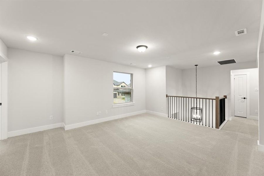 23. 3707 Ironwood - Game