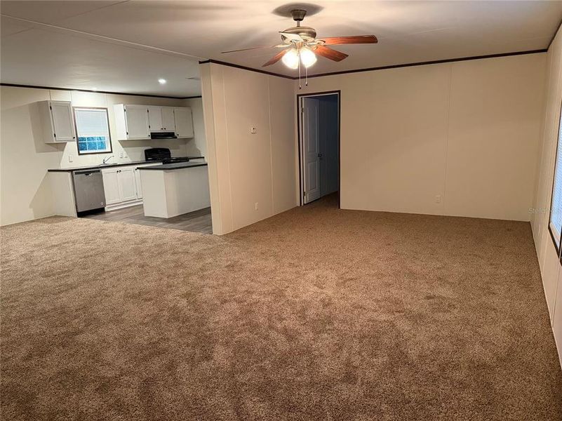 Spacious, unfurnished interior of a new home in , Citra (Image 8).