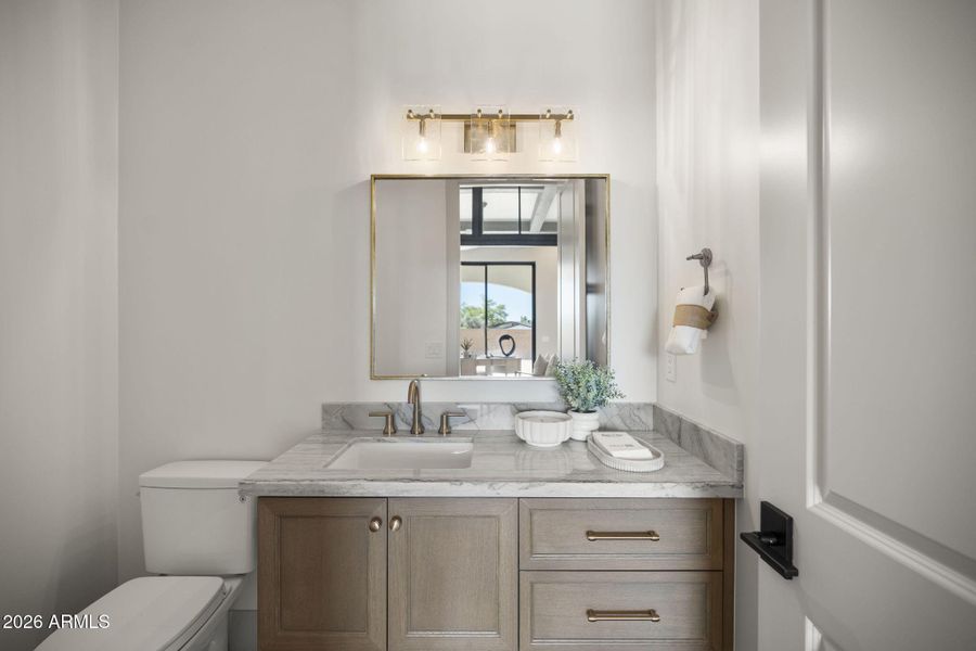 38-web-or-mls-3623-e-mallory-cir