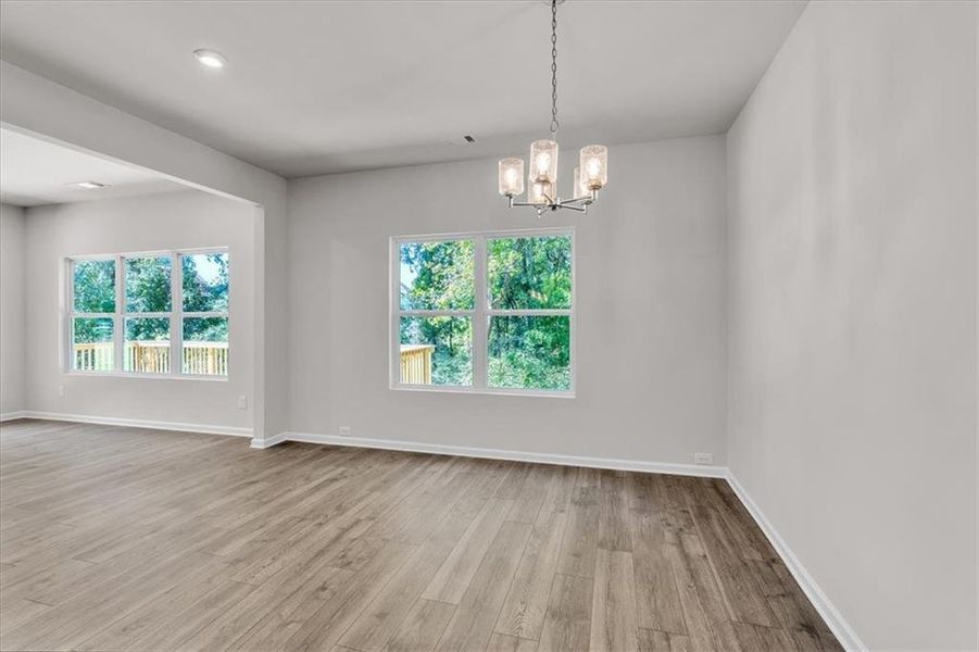 Spacious, unfurnished interior of a new home in Sweetlake Grove, Mableton (Image 30).