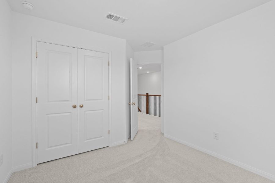 Spacious, unfurnished interior of a new home in Ellerden, Tomball (Image 15). Spacious, unfurnished interior of a new home in Ellerden, Tomball (Image 15).