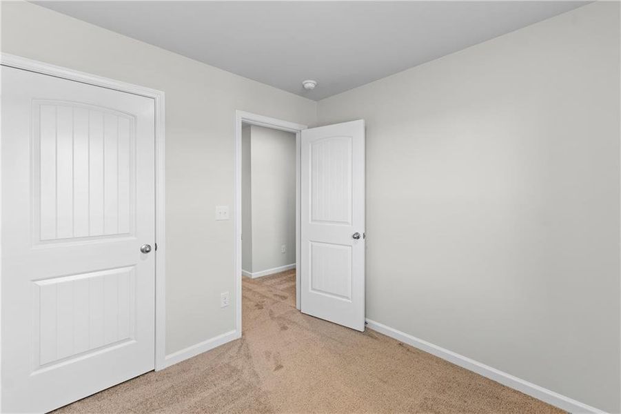 Spacious, unfurnished interior of a new home in The Grove At Mundy Mill, Gainesville (Image 22).