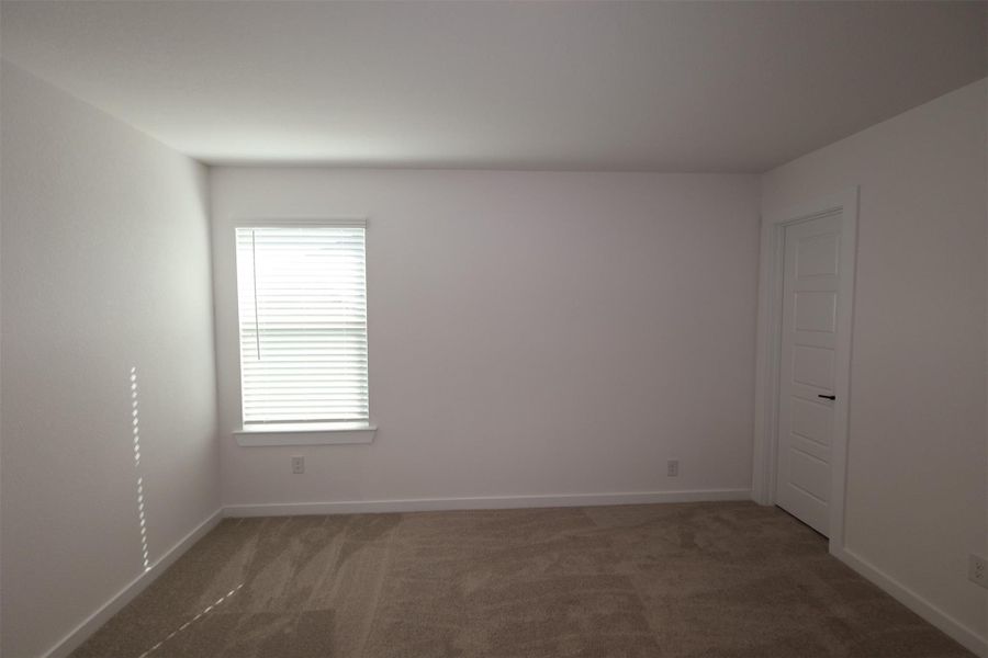 Spacious, unfurnished interior of a new home in Summerview, Fulshear (Image 23). Spacious, unfurnished interior of a new home in Summerview, Fulshear (Image 23).