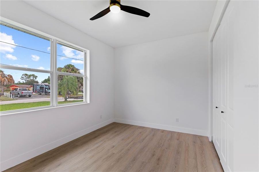 Spacious, unfurnished interior of a new home in , Lake Placid (Image 21).