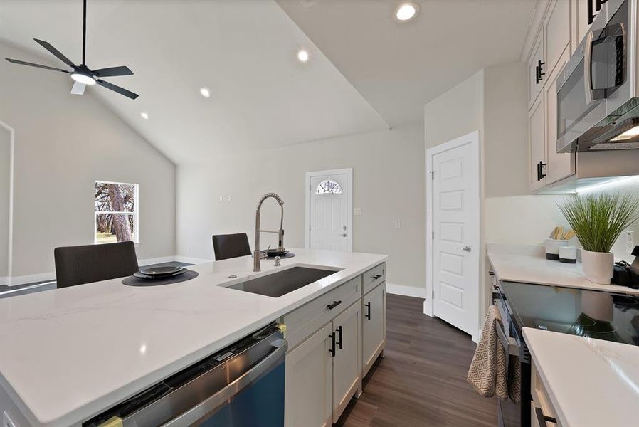 Furnished interior view inside a new home in , East Tawakoni (Image 4). Furnished interior view inside a new home in , East Tawakoni (Image 4).