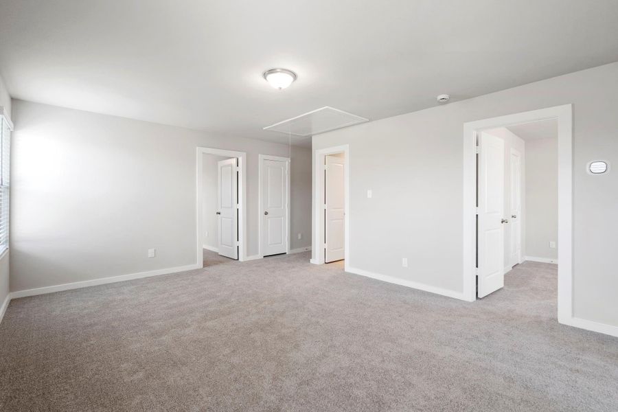 Spacious, unfurnished interior of a new home in , New Caney (Image 28).