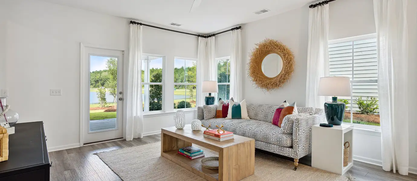 1431 Palmetto Family F1 1431 Palmetto Family F1