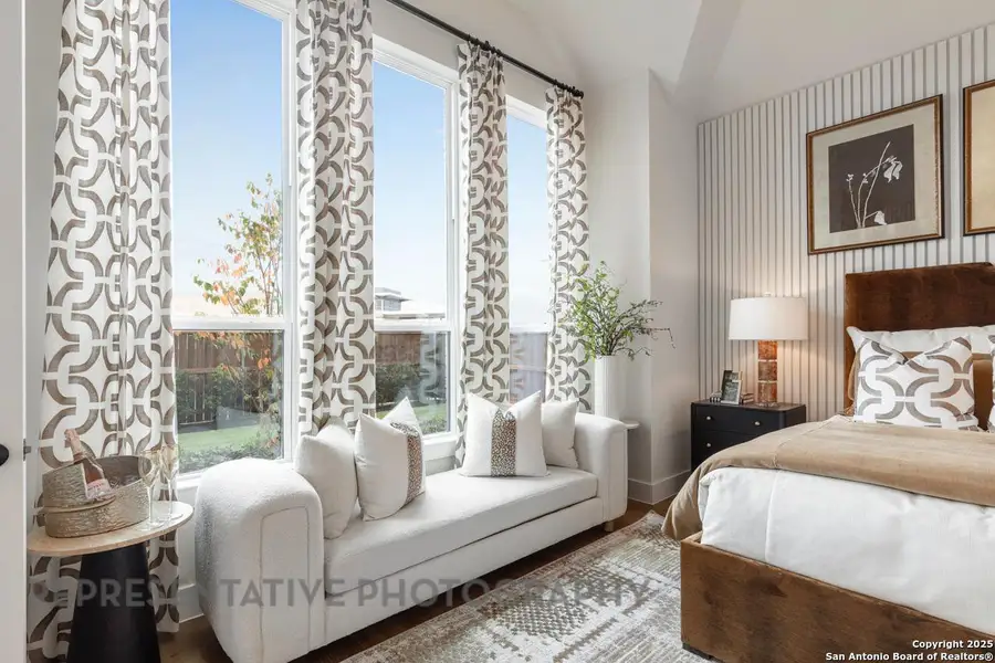 Furnished interior view inside a new home in The Ranches at Creekside, Boerne (Image 33). Furnished interior view inside a new home in The Ranches at Creekside, Boerne (Image 33).