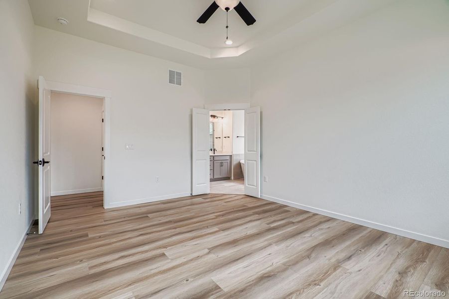 Spacious, unfurnished interior of a new home in Hilltop 55+ at Inspiration 55s, Aurora (Image 24).