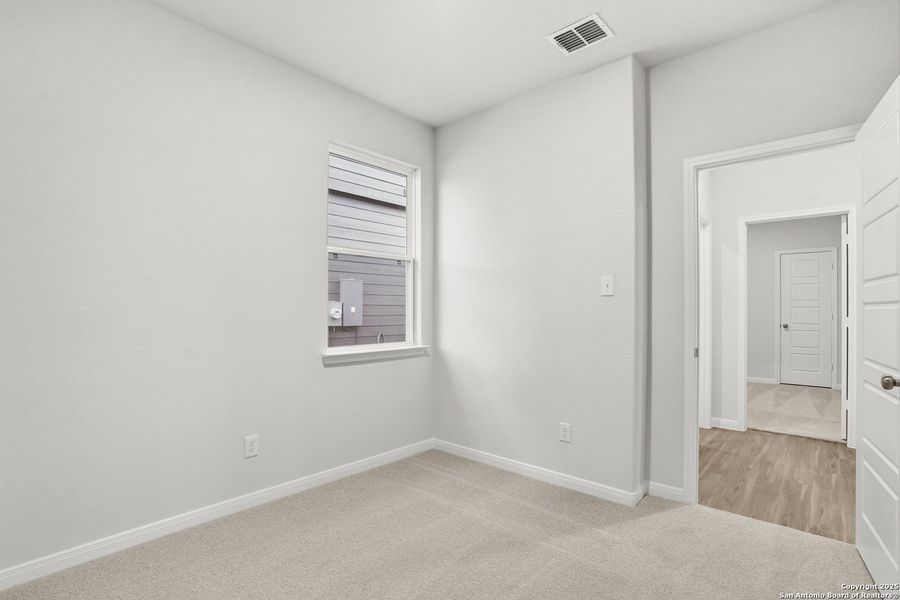 Spacious, unfurnished interior of a new home in Katzer Ranch, Converse (Image 23).