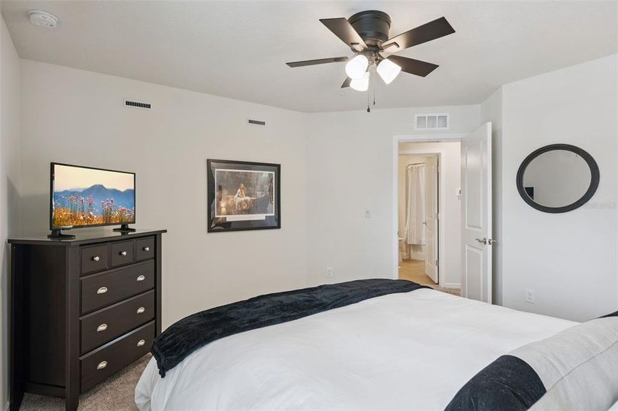 Furnished interior view inside a new home in , Winter Park (Image 33).