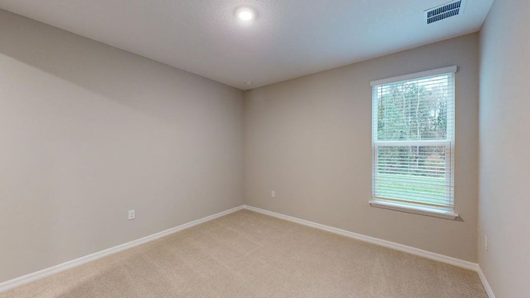 Spacious, unfurnished interior of a new home in Headwaters at Lofton Creek, Yulee (Image 27). Spacious, unfurnished interior of a new home in Headwaters at Lofton Creek, Yulee (Image 27).