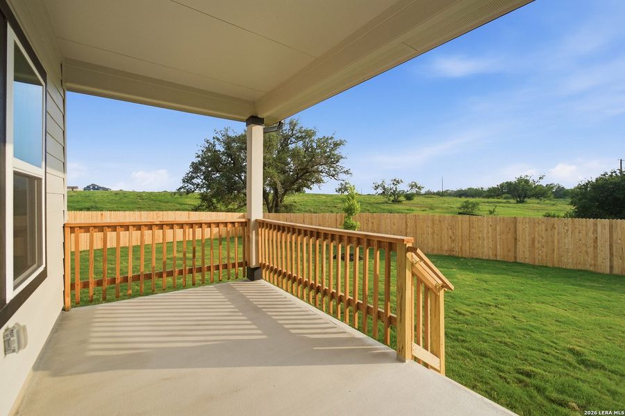 Exterior details and patio area of a home in Garden Grove, San Antonio (Image 24).