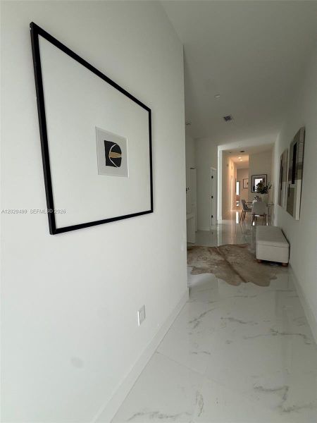 Spacious, unfurnished interior of a new home in , Miami (Image 9).