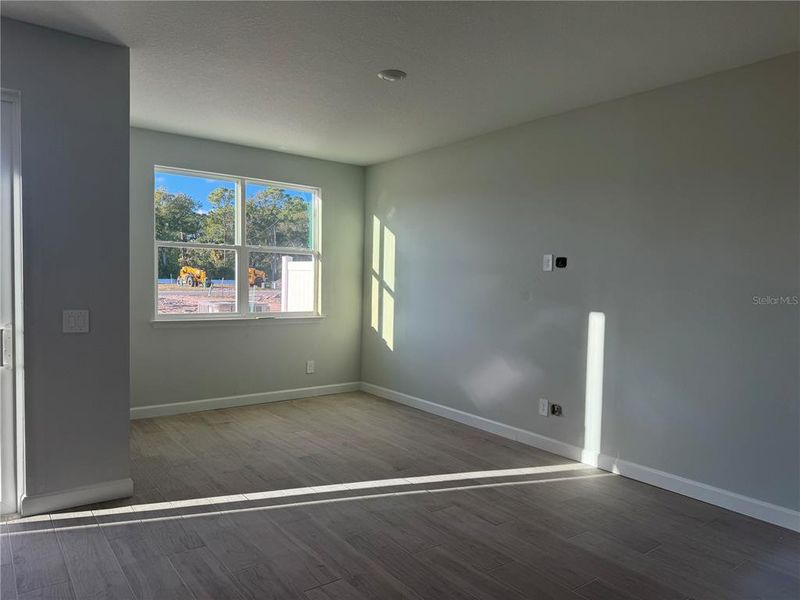 Spacious, unfurnished interior of a new home in Montague Chase, Tampa (Image 7).