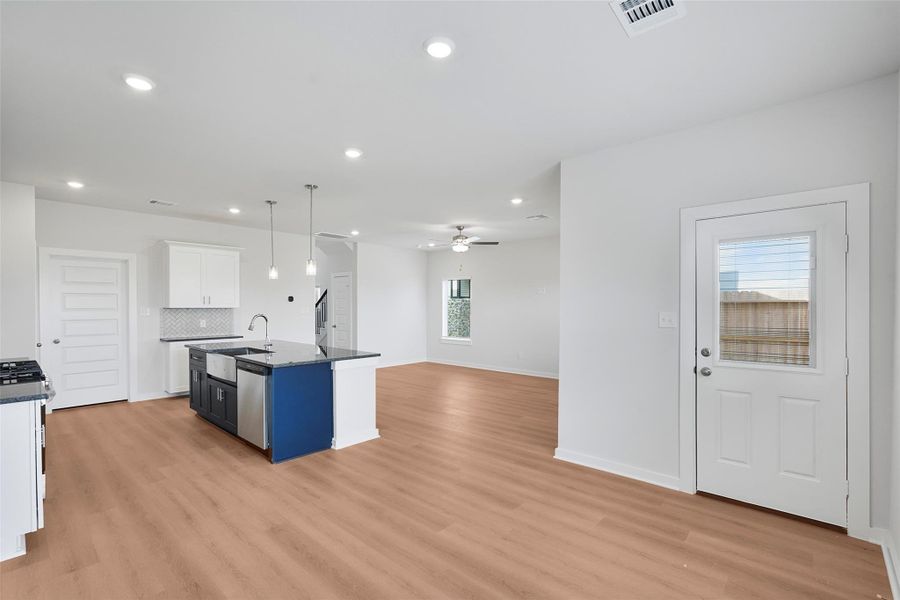 Furnished interior view inside a new home in Glendale Lakes, Arcola (Image 14).