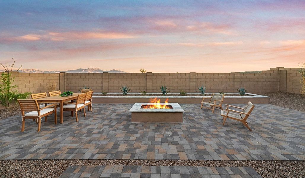 Representative exterior details of a home built from the Mariposa - C40M by D.R. Horton in Entrada Del Toro at Rancho Sahuarita, Sahuarita (Image 24).