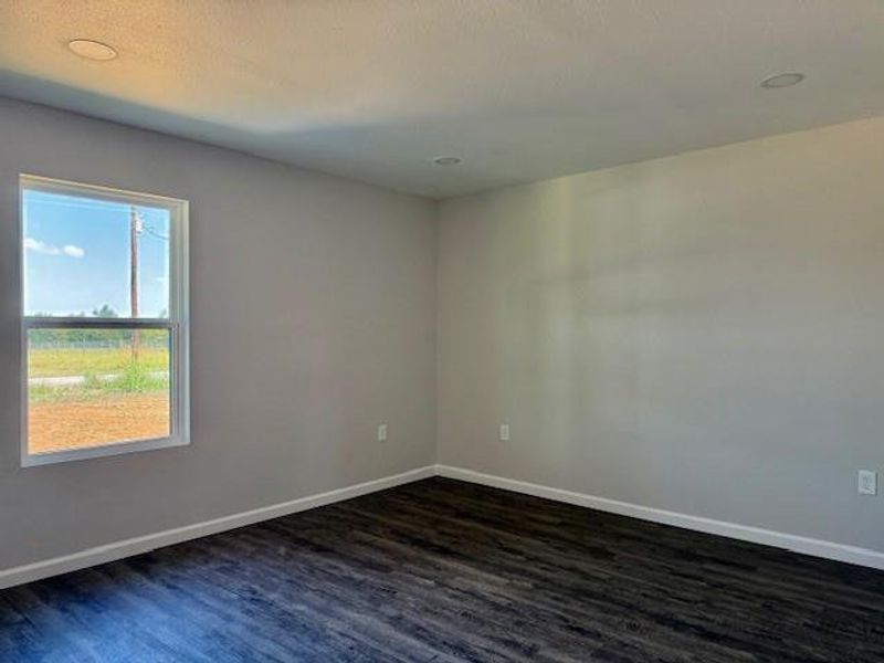 Spacious, unfurnished interior of a new home in , Honey Grove (Image 18).