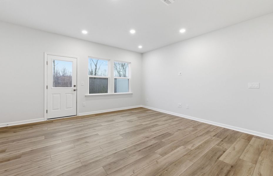 Spacious, unfurnished interior of a new home in McConnell Ridge, McLeansville (Image 16).