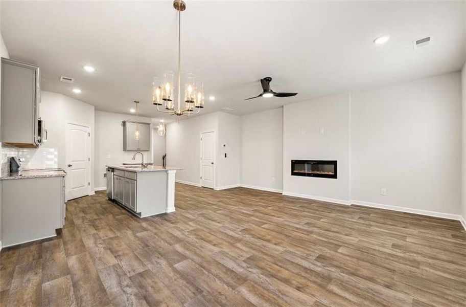 Spacious, unfurnished interior of a new home in Carolina, Palmetto (Image 15). Spacious, unfurnished interior of a new home in Carolina, Palmetto (Image 15).