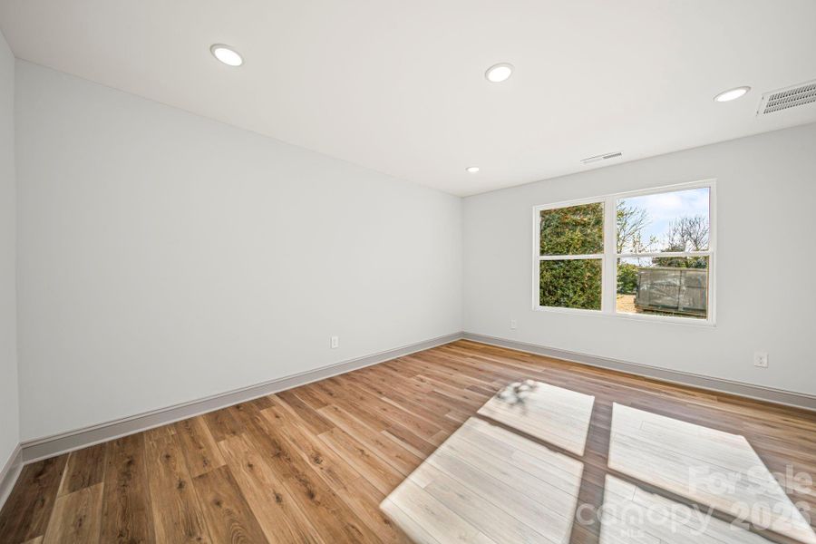 Spacious, unfurnished interior of a new home in , Kannapolis (Image 12).