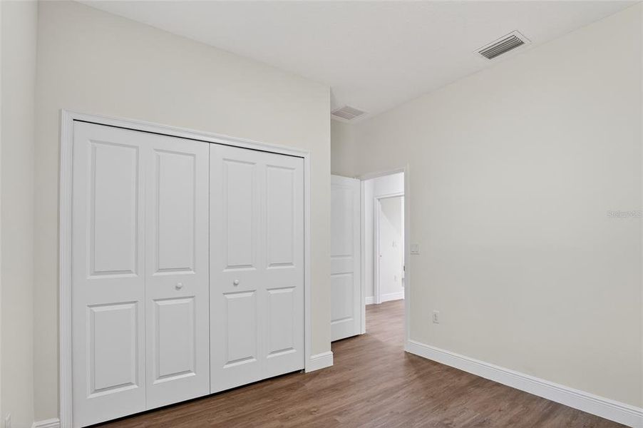 Spacious, unfurnished interior of a new home in , Citrus Springs (Image 19).