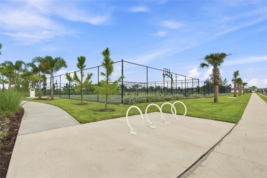 Community amenities in , Nokomis (Image 76). Community amenities in , Nokomis (Image 76).