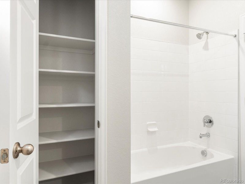 Image 44 of a home in Poudre Heights: The Alpine Collection.