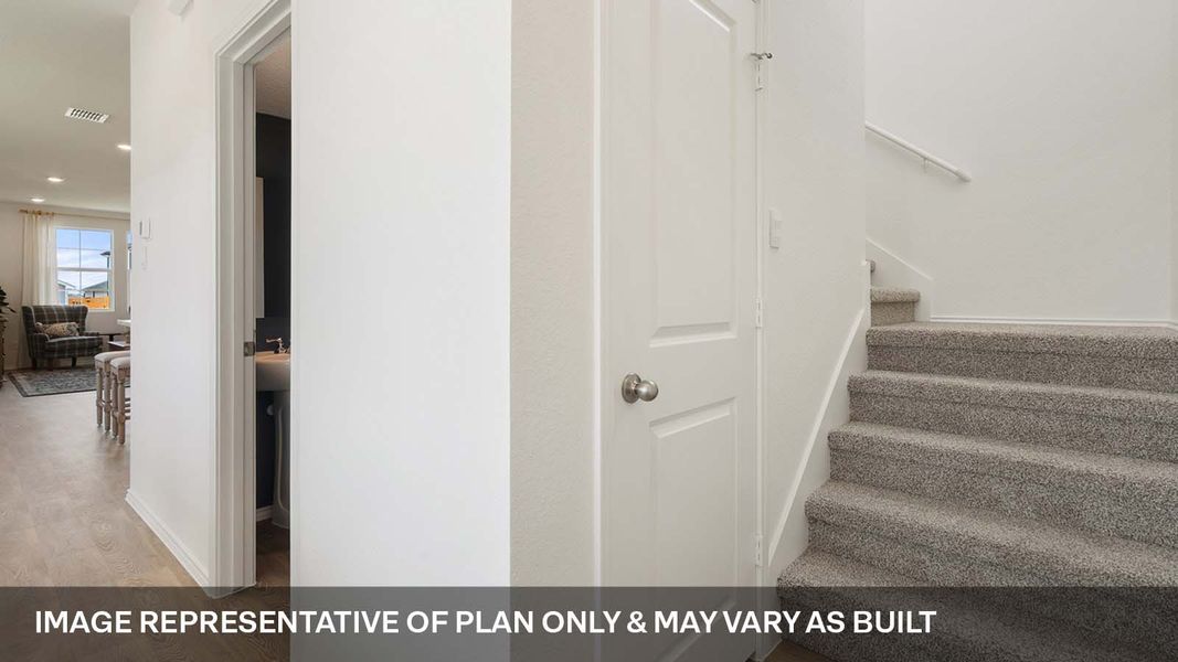 Spacious, unfurnished interior of a new home in Valverde, Bastrop (Image 19).