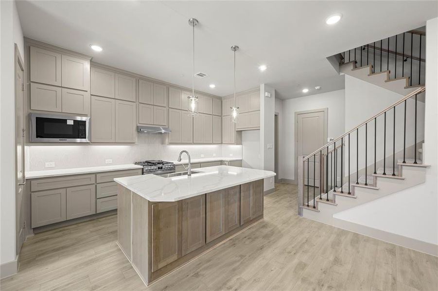 Furnished interior view inside a new home in , Farmers Branch (Image 6).
