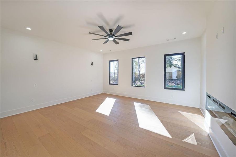 Spacious, unfurnished interior of a new home in , Auburn (Image 47). Spacious, unfurnished interior of a new home in , Auburn (Image 47).