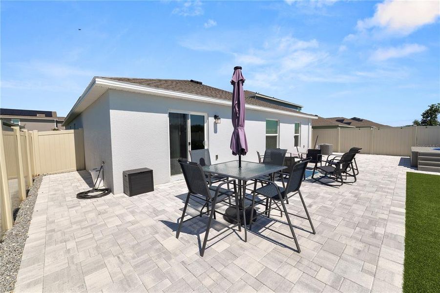 Exterior details and patio area of a home in Hunt Club Groves, Lake Wales (Image 27).