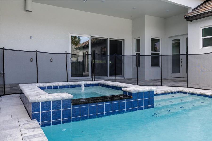 Exterior details and patio area of a home in Toscana, Palm Coast (Image 27).