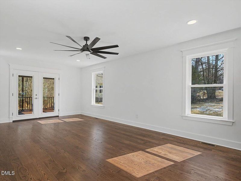 13-Living-Dining 13-Living-Dining