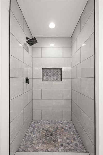 Close-up of interior finishes inside a home in , Clarkesville (Image 18).