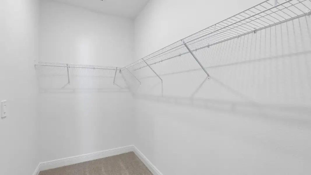 Spacious, unfurnished interior of a new home in Balm Grove, Wimauma (Image 20).