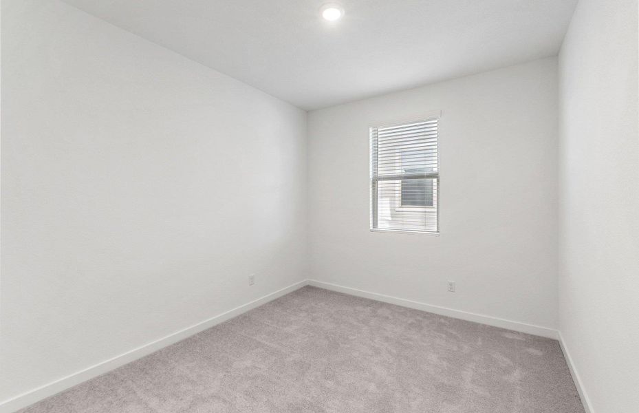 Spacious, unfurnished interior of a new home in Sonterra, Jarrell (Image 15).