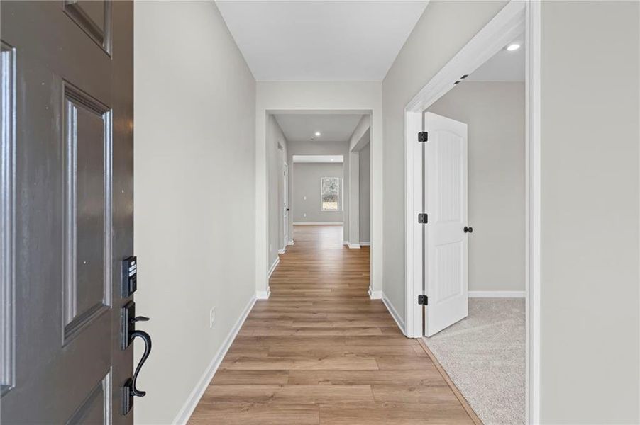 Spacious, unfurnished interior of a new home in Twin Lakes, Hoschton (Image 16).