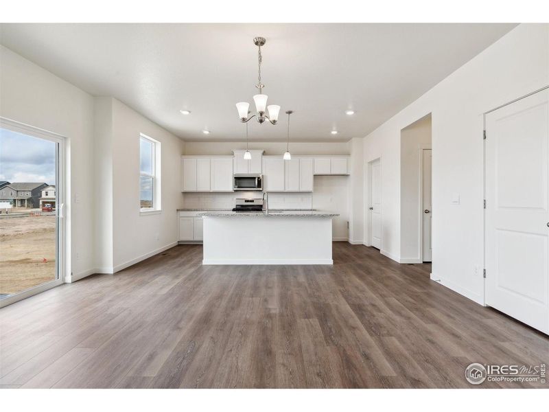 Spacious, unfurnished interior of a new home in Ridge at Johnstown, Johnstown (Image 18).