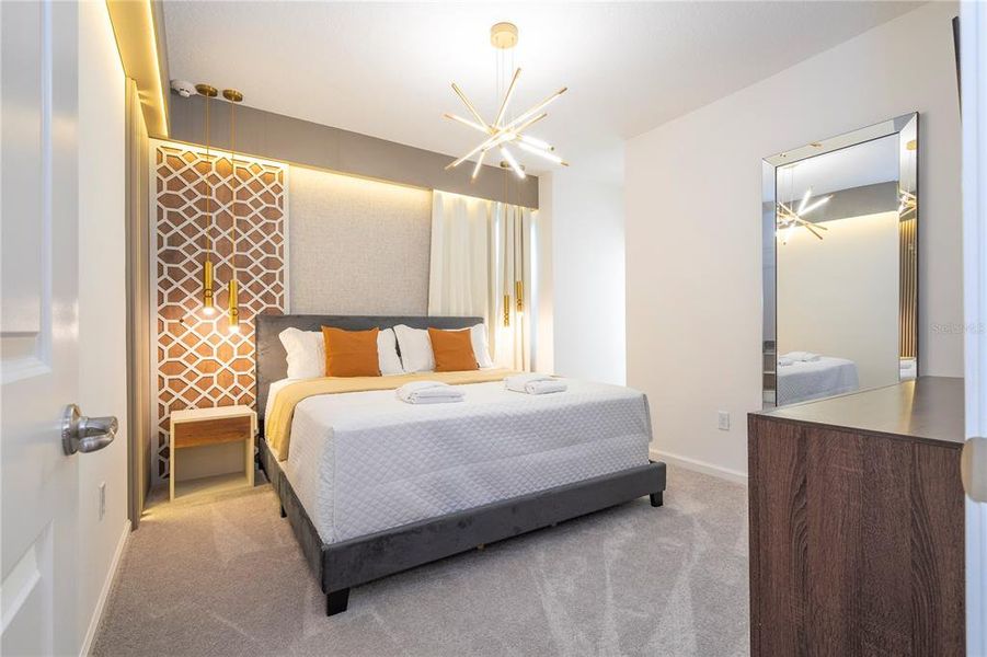 Furnished interior view inside a new home in , Orlando (Image 46).