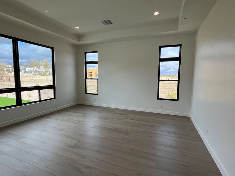 Spacious, unfurnished interior of a new home in Rosewood Highlands at Storyrock, Scottsdale (Image 15).