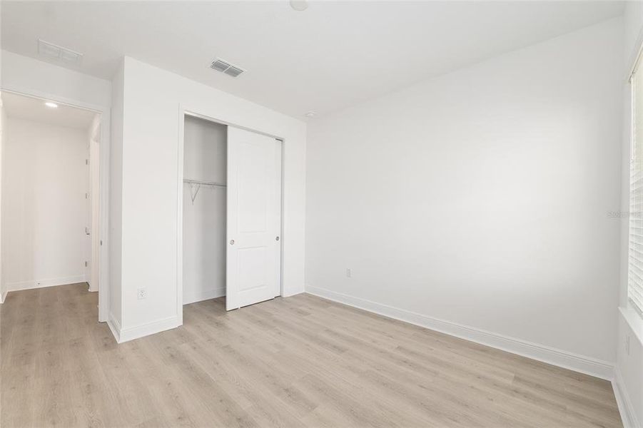 Spacious, unfurnished interior of a new home in , Ocala (Image 58).