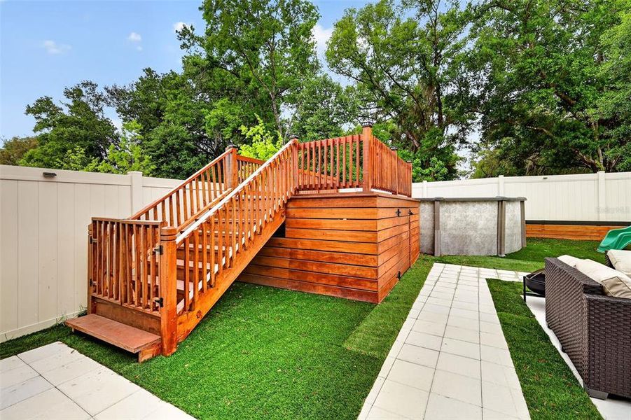 Exterior details and patio area of a home in Summerbrooke, Mount Dora (Image 25).