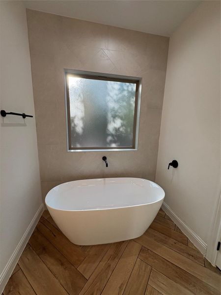 Image 21 of a home in .